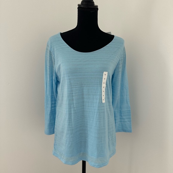 NWT Lightweight Blue Top - Picture 1 of 4